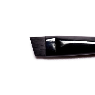 brush no 2 - medium angled